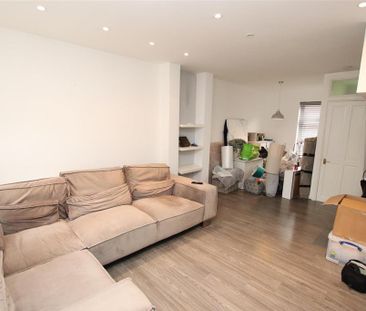 3 bedroom terraced house to rent - Photo 2