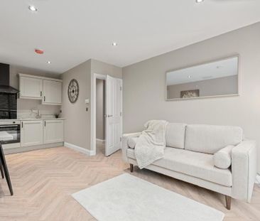 Apt 2, 225a Albertbridge Road, Belfast, BT5 4PX - Photo 3