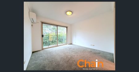 Luxurious & Contemporary Living in a Prime Location - Photo 4