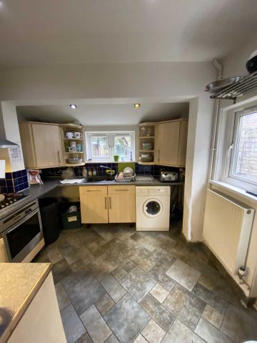 Quicks Road, Wimbledon - Photo 3