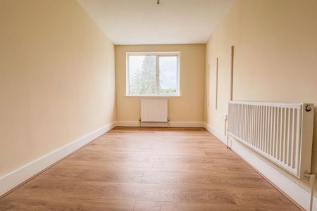 5 Bedroom House To Let - HP13 - Photo 5
