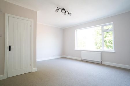 18651309 Henleaze Road, Bristol - Photo 4