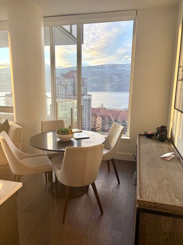 2 Bdrm at One Water: Furnished with Lakeview - Photo 3