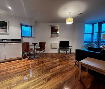 1 Bed Flat, St. George Building, LS1 - Photo 1