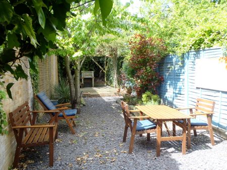 1 Bed Flat, Newington Green, N16 - Photo 5