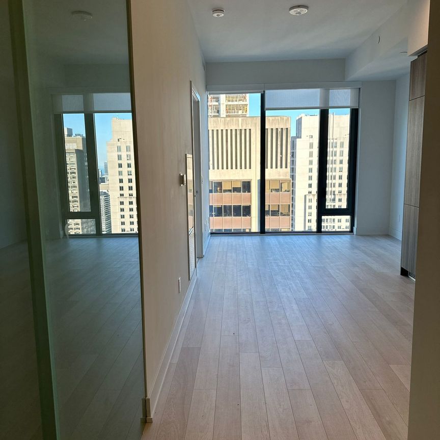 For Lease - 8 Cumberland Street Unit# 4504, Toronto, Ontario - Photo 1