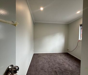 Brand New 2 bedroom Unit - Photo 3