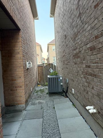 For Lease - 61 Templehill Road Unit# Bsmt, Brampton, Ontario - Photo 2