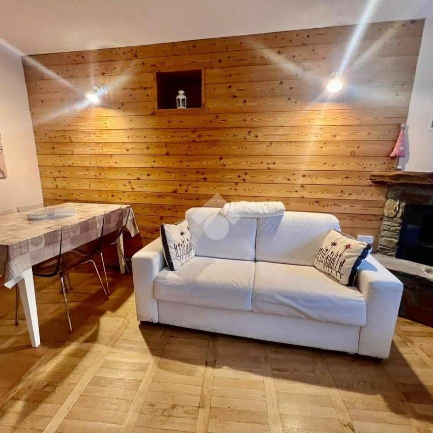 Bilocale via Castello 47, Centro, Ponte di Legno - Photo 1