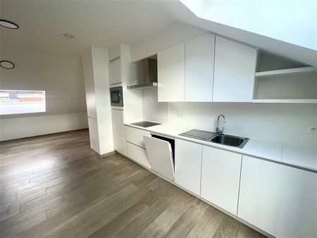 Appartement te huur - Foto 4