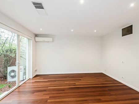 Central Bayside location - Photo 2