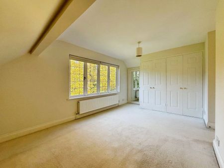 Knowl Hill, Woking, Surrey, GU22 7HL - Photo 3