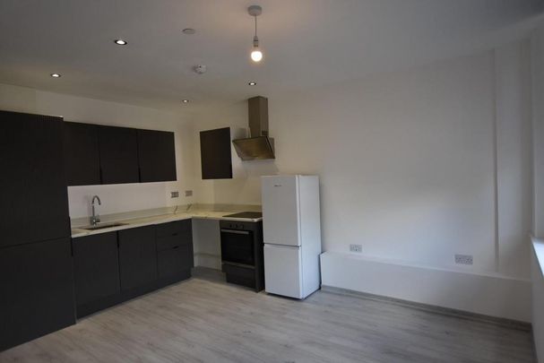 2 bedroom flat to rent - Photo 1