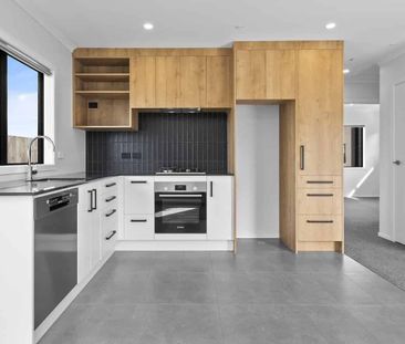 Sunny modern home - Photo 4