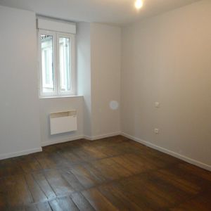 Location Appartement 2 pièces 63m² BELLAC 87300 - Photo 2