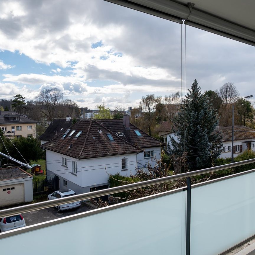 3.5 Zimmer, 105 m², 2. Stock - Photo 1