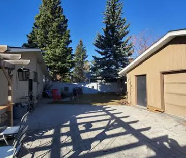 House in Lakeview | 3608 58 Avenue Southwest, Calgary - Photo 1