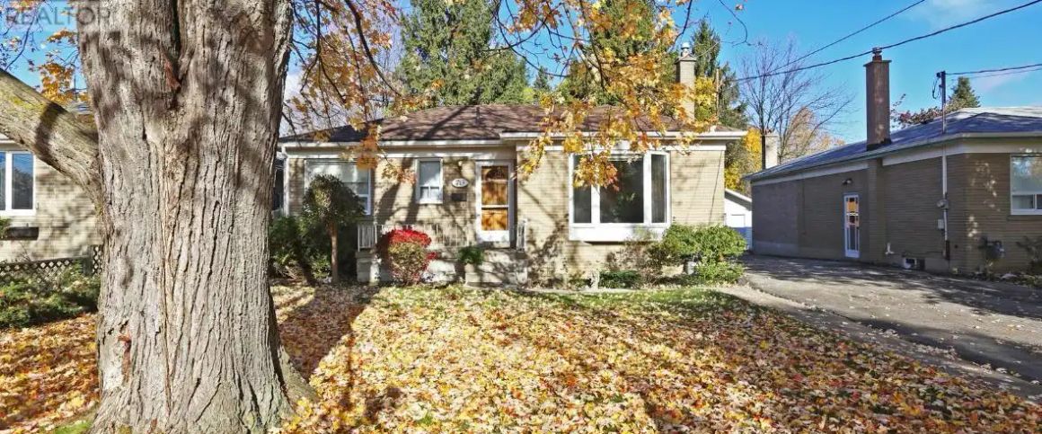 BSMT - 76 ROCKPORT CRESCENT — 2 Bedroom - Photo 1