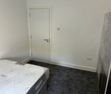 Room in a Shared House, St. Albans Road, NW10 - Photo 1