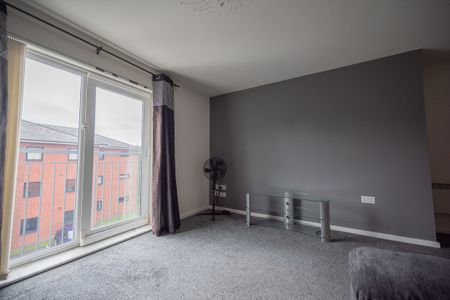 2 bed apartment to rent in Penstock Drive, Stoke-on-Trent - Photo 3