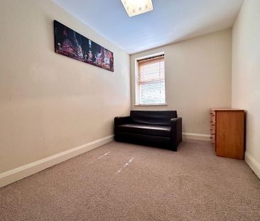 50 Fortwilliam Demesne, Fortwilliam Park, Belfast, BT15 4FD - Photo 3