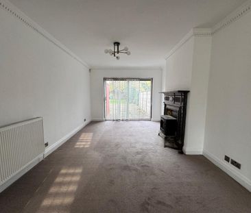 5 bedroom semi-detached house to rent - Photo 1