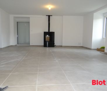 Location Maison 7 pièces 230m² PACE 35740 - Photo 1