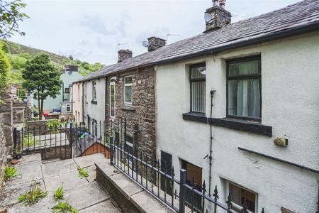 Burnley Road East, Rossendale - Photo 3