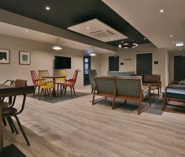 Premium Duplex - Photo 3