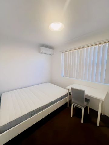 14 Middle St, Sydney - Photo 2