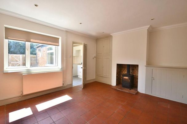 2 bedroom terraced house to rent - Photo 1