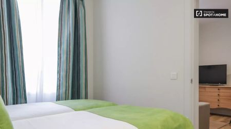 1-bedroom apartment for rent in Recoletos, bills included - Foto 2