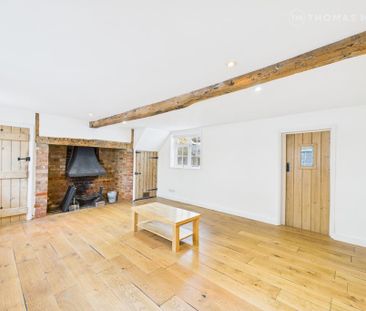 4 bedroom detached house to rent - Photo 2