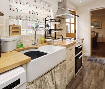 3 bedroom terraced house to rent - Photo 4
