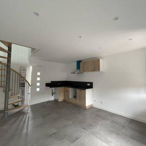 Location appartement T2 28 m² duplex La Seyne sur Mer - Photo 3