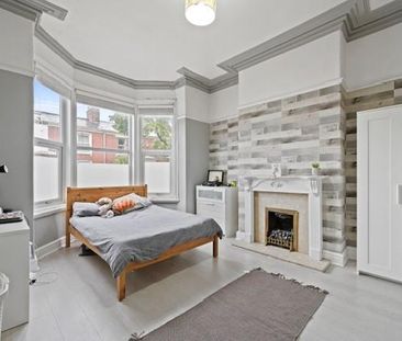 5 bedroom terraced house to rent - Photo 2