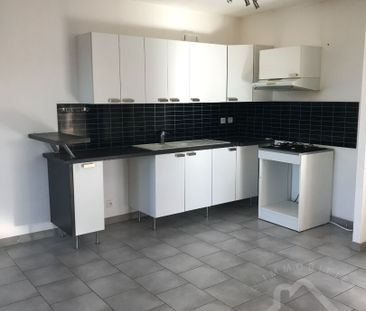 APPARTEMENT T3 au 1er étage À SEILLONS, - Photo 4