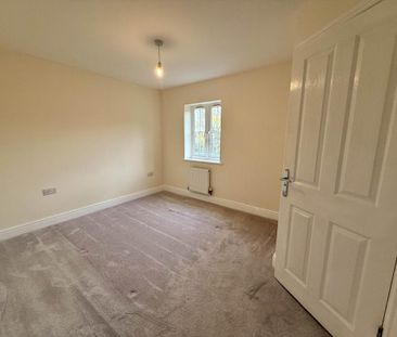 4 bedroom terraced house to rent - Photo 4