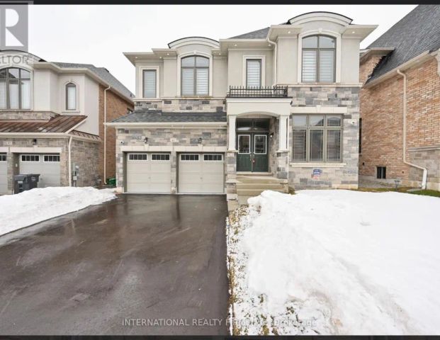 45 DAISY MEADOW CRESCENT — 4 Bedroom - Photo 1