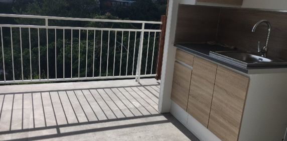 Studio tout compris eau et électricité à Bellevue - FORT DE FRANCE - Photo 2