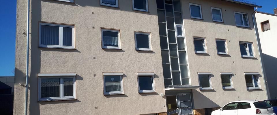 Schön geschnittene 2 ZKB Wohnung, 2. OG mit Balkon - Foto 1