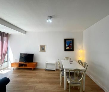 Apartamento amueblado de 2 dormitorios y ascensor en zona General R... - Photo 3