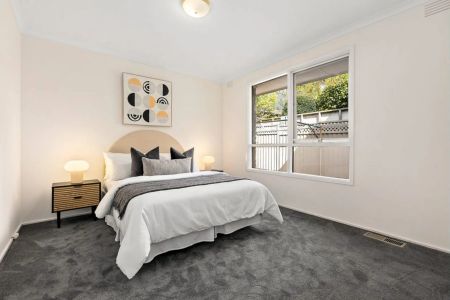 1/8 Maylands Avenue, Balwyn North. - Photo 5