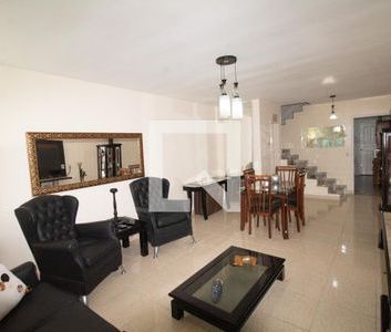 Casa para alugar com 110m², 3 quartos e 2 vagas - Photo 1