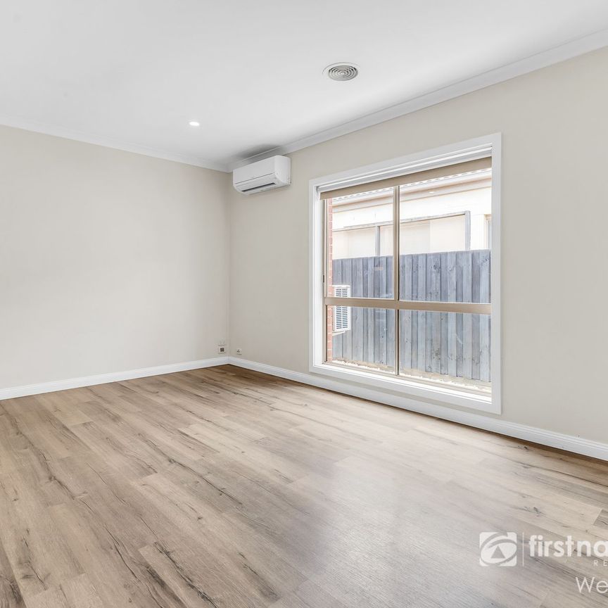 A Hidden Gem in the Heart of Werribee! - Photo 1