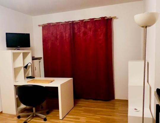 Gemütliches Studio Apartment ab sofort bis Ende Januar evtl. Feb - Photo 1