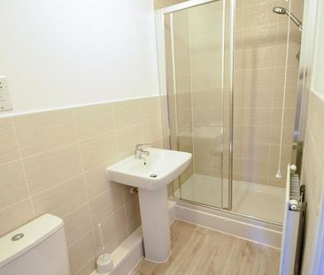 2 bedroom apartment to rent - Photo 6