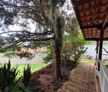 Casa com edícula para alugar com 03 quartos - Foto 3