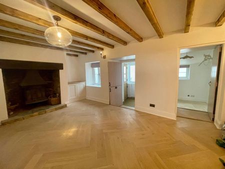 3 bedroom semi-detached house to rent - Photo 3