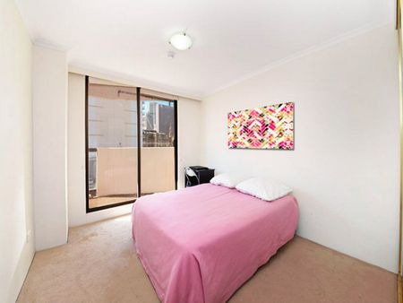 Conveniently located amongst CBD Spacious residence Furnished - Photo 5